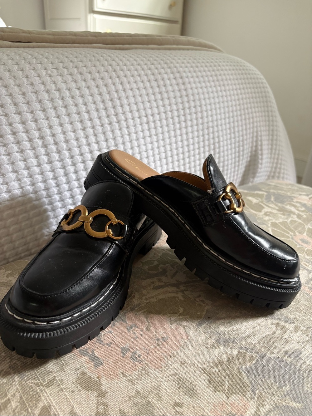 Circus by Sam Edelman Black Leather Chain-Link Platform Mules